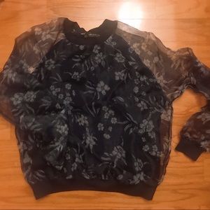 👚ZARA long sleeve floral shirt